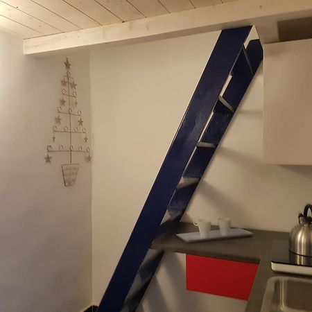 Flat Tribunali Napoli Eksteriør billede